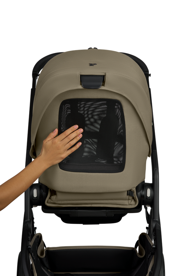 Large mesh seat panels