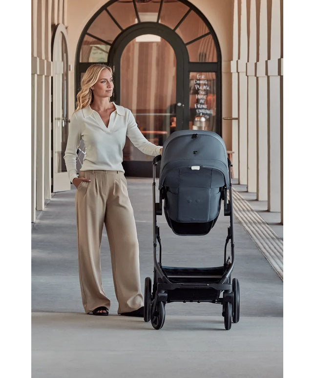 Redsbaby Nuvo Stroller